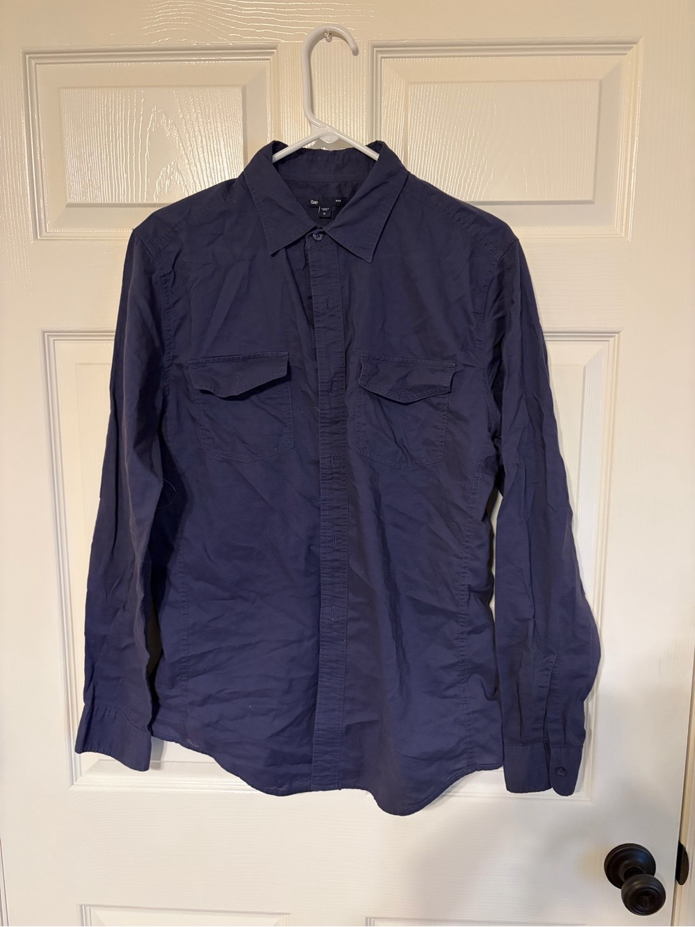 GAP Men's Medium Dark Blue Collared Button-Up Shirt